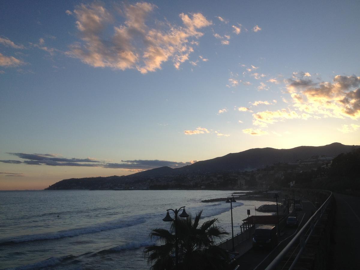Apartamento A 2 Passi Dal Mare San Remo Exterior foto